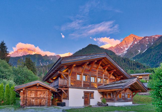 Chalet de luxe aux Houches Chamonix Beau chalet avec toile de fond magnifique