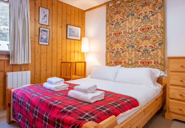 Appartement à Chamonix-Mont-Blanc - Petit Jardin: Residence Via des Traz B Appartement à Chamonix-Mont-Blanc - Petit Jardin: Residence Via des Traz B