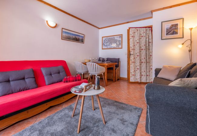 Appartement à Chamonix-Mont-Blanc - Petit Jardin: Residence Via des Traz B Appartement à Chamonix-Mont-Blanc - Petit Jardin: Residence Via des Traz B