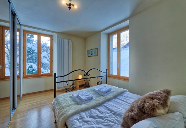 Appartement à Chamonix-Mont-Blanc - Serenite Appartement à Chamonix-Mont-Blanc - Serenite