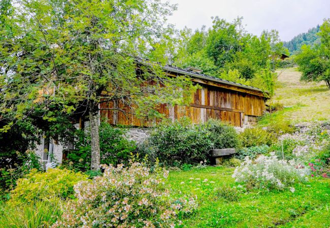 Chalet à Servoz - Le Mont Farm Chalet à Servoz - Le Mont Farm