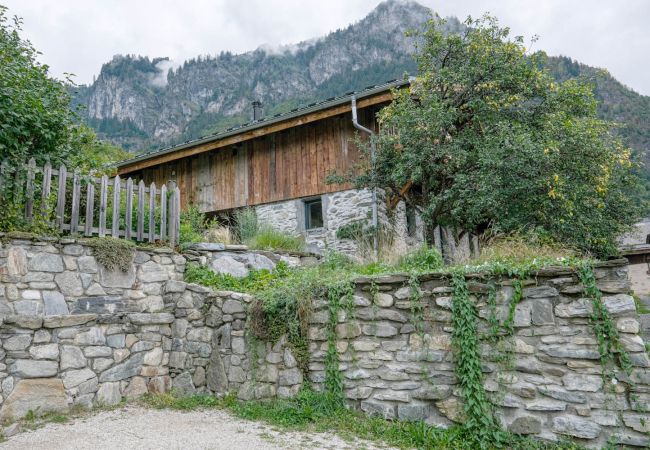 Chalet à Servoz - Le Mont Farm Chalet à Servoz - Le Mont Farm