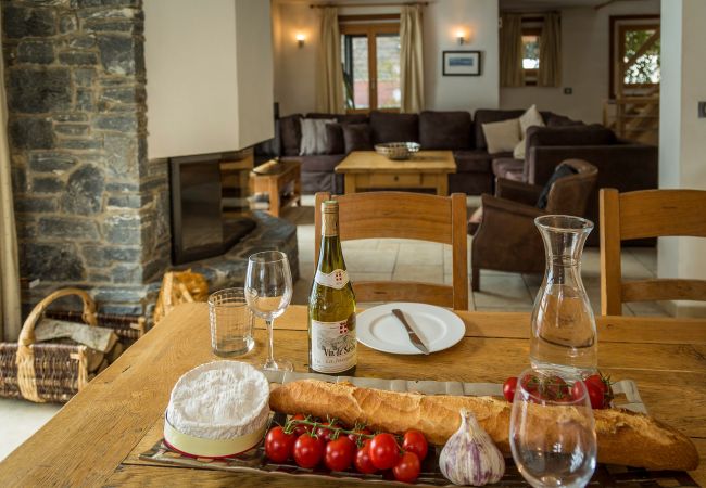 Chalet in Chamonix-Mont-Blanc - Chalet Grand Cru Chalet in Chamonix-Mont-Blanc - Chalet Grand Cru