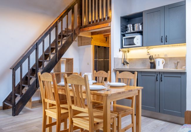 Apartment in Chamonix-Mont-Blanc - Skyhook: Batiment B Apartment in Chamonix-Mont-Blanc - Skyhook: Batiment B