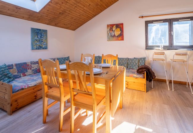 Apartment in Chamonix-Mont-Blanc - Skyhook: Batiment B Apartment in Chamonix-Mont-Blanc - Skyhook: Batiment B