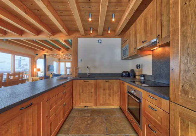 Chalet Kitchen Les Houches Large fully equipped kitchen