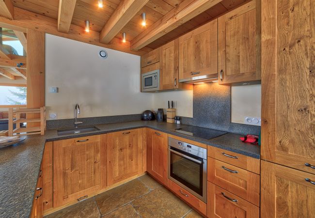 Chalet Kitchen Les Houches Large fully equipped kitchen