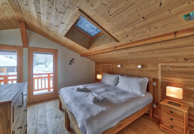 Les Houches Chalet Double bedroom Spacious and modern double bedroom