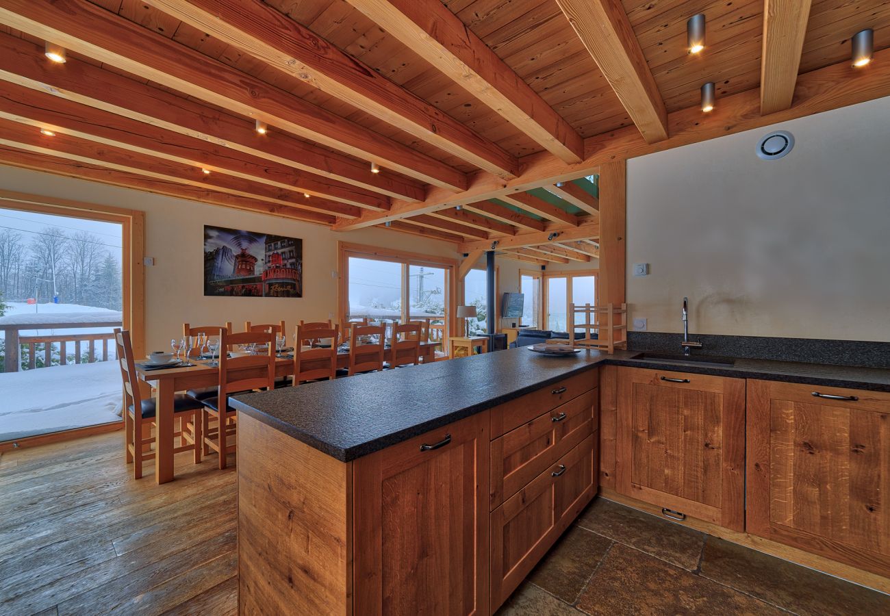 Chalet les Houches kitchen area Fully equipped kitchen space