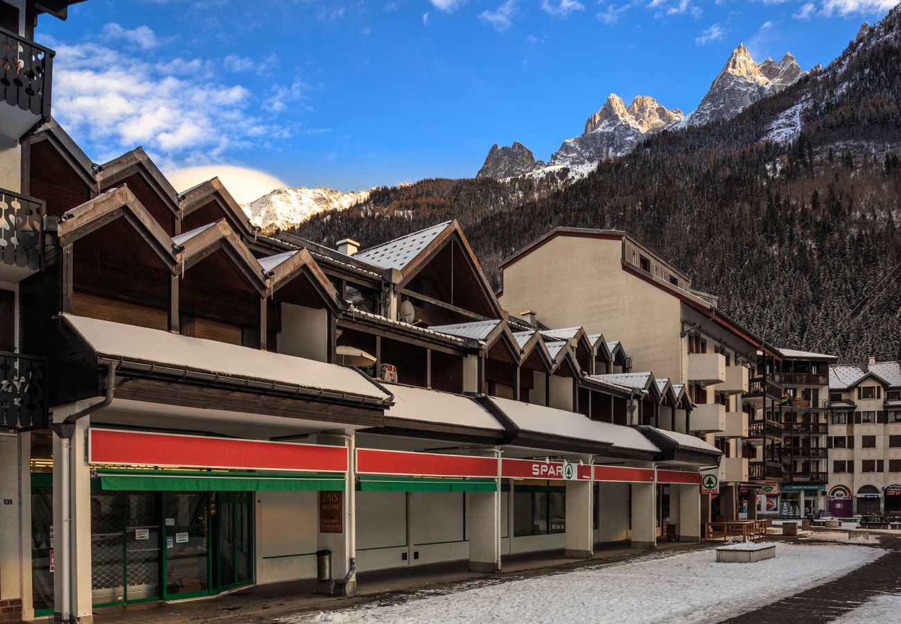 Chamonix sud parking Apartment parking in Chamonix sud