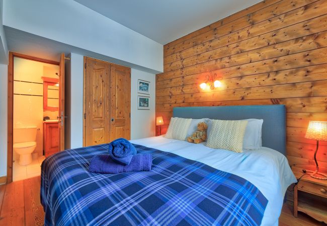 Chamonix apartment double bedroom Spacious luxury double bedroom