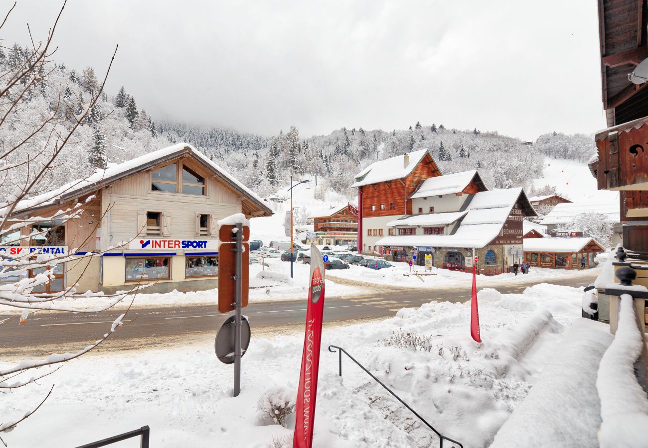 Apartment in Les Houches - Alpine Retreat: Residence Le Kandahar Apartment in Les Houches - Alpine Retreat: Residence Le Kandahar