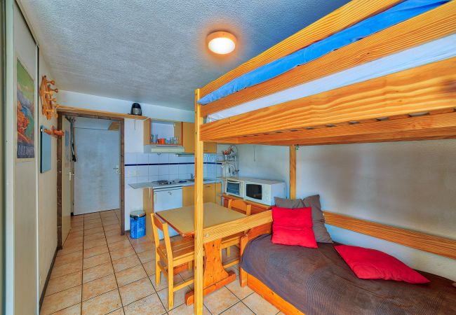 Studio in Chamonix-Mont-Blanc - Chatenet: Residence Courmayeur C Studio in Chamonix-Mont-Blanc - Chatenet: Residence Courmayeur C