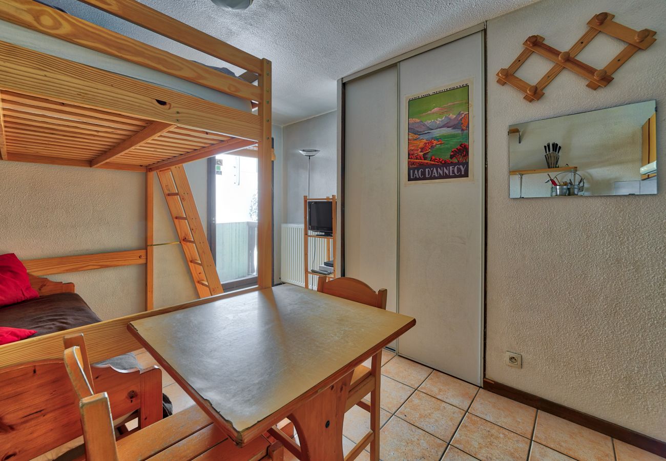 Studio in Chamonix-Mont-Blanc - Chatenet: Residence Courmayeur C Studio in Chamonix-Mont-Blanc - Chatenet: Residence Courmayeur C