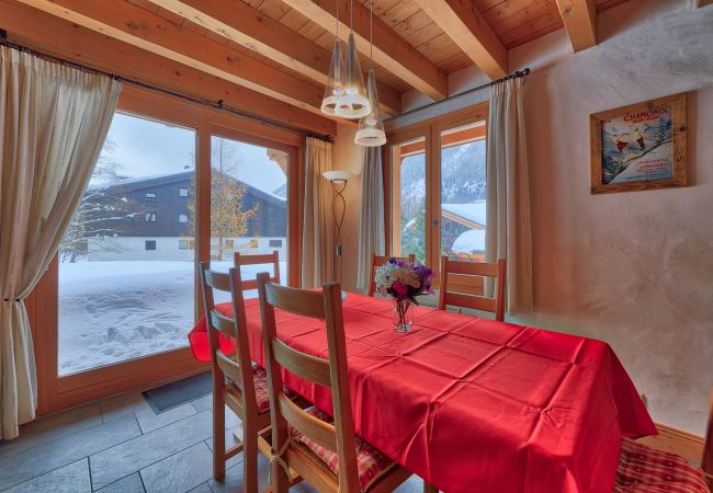 Chalet in Chamonix-Mont-Blanc - Chalet Coralie