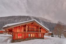 Beautiful alpine chalet with a stunning backdrop