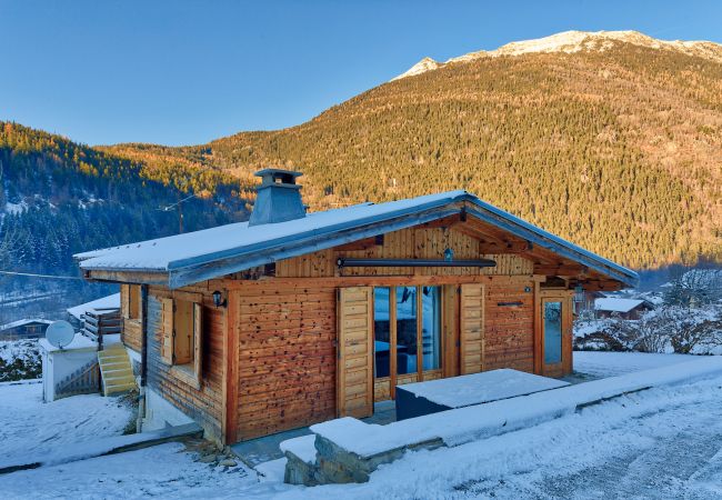 Stunning Les Houches chalet Beautiful alpine chalet with mountain views