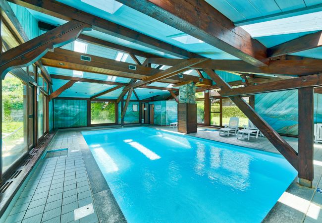 Swimming pool les Houches apartment Shared swimming pool