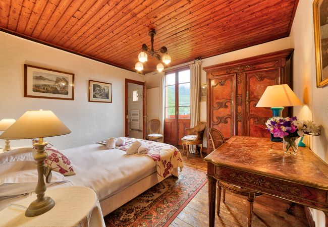Chalet in Chamonix-Mont-Blanc - Chalet Primerose Chalet in Chamonix-Mont-Blanc - Chalet Primerose