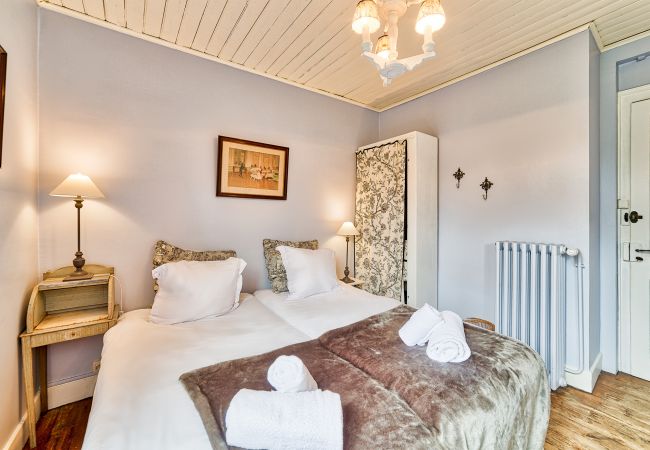 Chalet in Chamonix-Mont-Blanc - Chalet Primerose Chalet in Chamonix-Mont-Blanc - Chalet Primerose