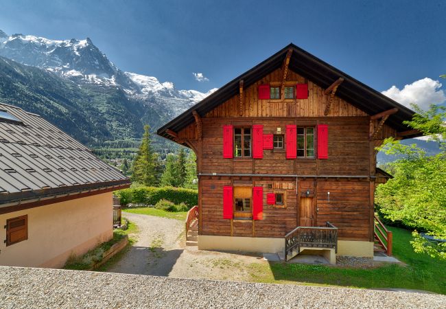 Chalet in Chamonix-Mont-Blanc - Chalet Primerose Chalet in Chamonix-Mont-Blanc - Chalet Primerose