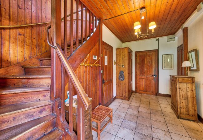Chalet in Chamonix-Mont-Blanc - Chalet Primerose Chalet in Chamonix-Mont-Blanc - Chalet Primerose