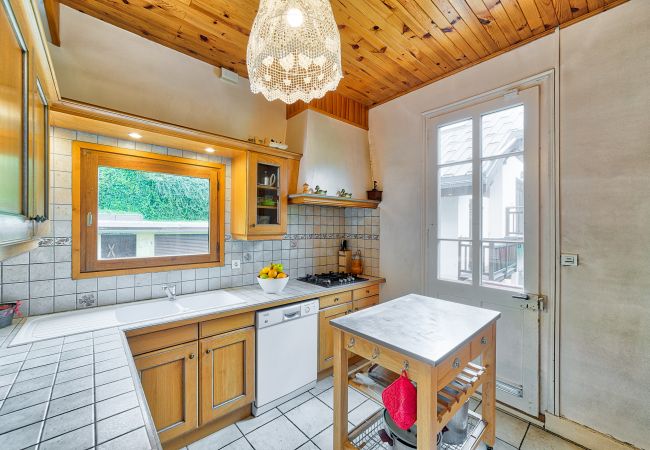 Chalet in Chamonix-Mont-Blanc - Chalet Primerose Chalet in Chamonix-Mont-Blanc - Chalet Primerose