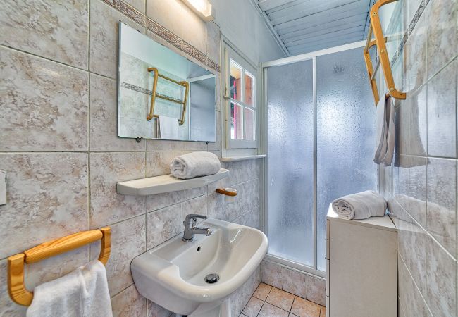 Chalet in Chamonix-Mont-Blanc - Chalet Primerose Chalet in Chamonix-Mont-Blanc - Chalet Primerose
