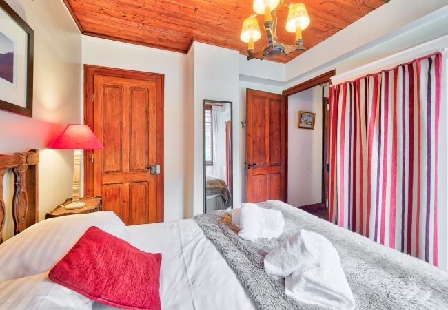 Chalet in Chamonix-Mont-Blanc - Chalet Primerose Chalet in Chamonix-Mont-Blanc - Chalet Primerose