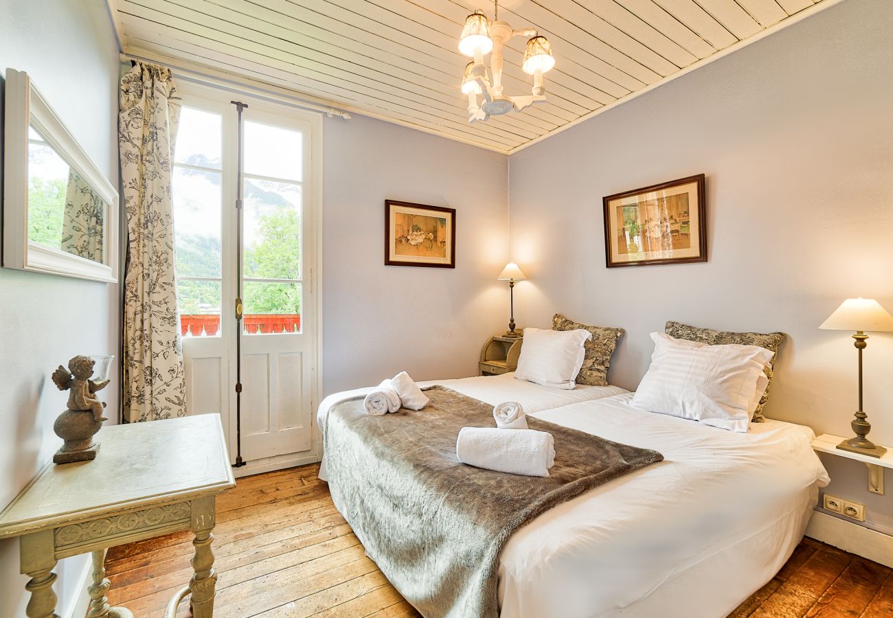 Chamonix chalet luxury double bedroom Light and airy luxury double bedroom