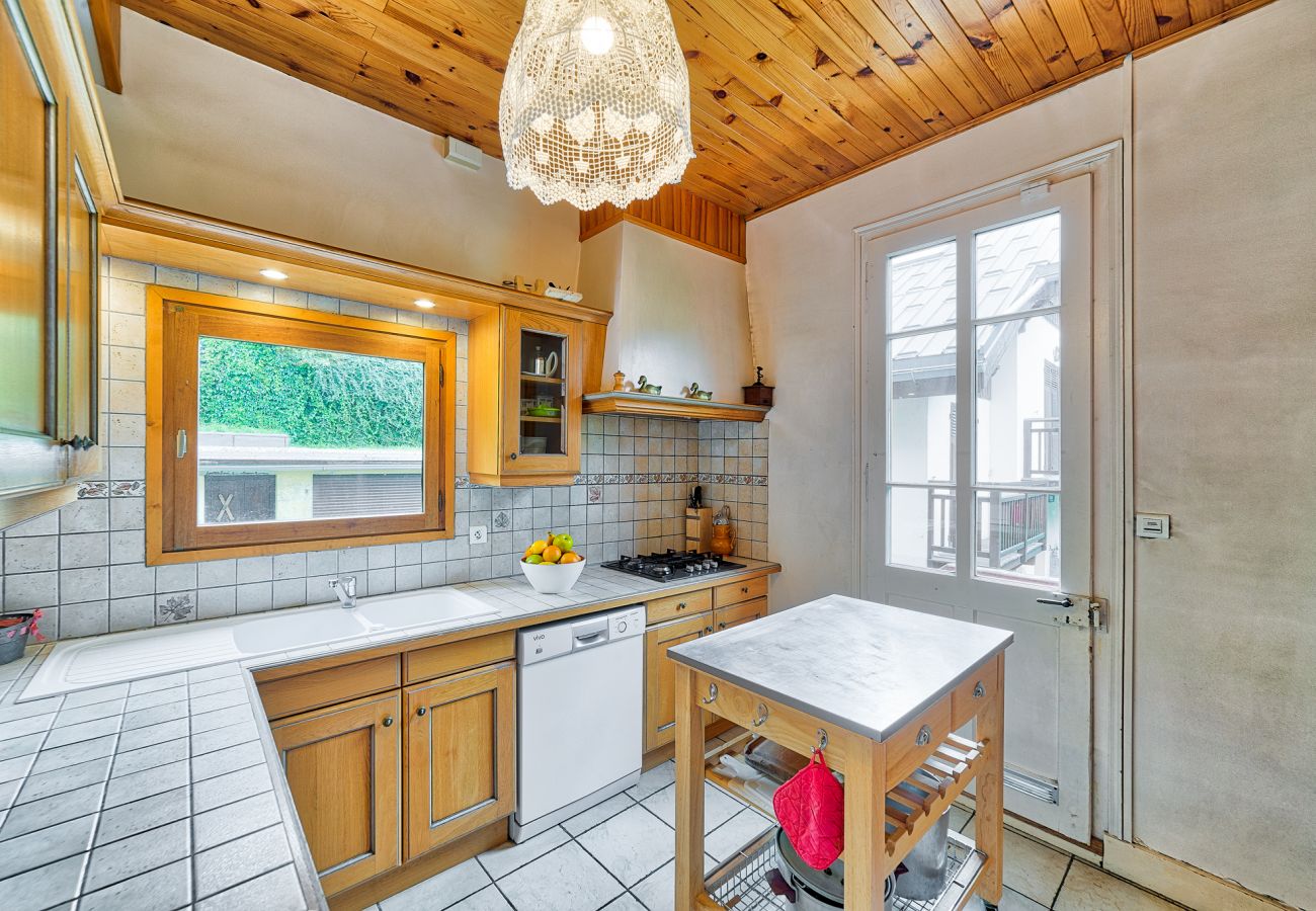 Chalet in Chamonix-Mont-Blanc - Chalet Primerose Chalet in Chamonix-Mont-Blanc - Chalet Primerose