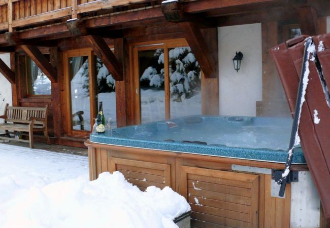 Chalet in Chamonix-Mont-Blanc - Chalet Islouts Chalet in Chamonix-Mont-Blanc - Chalet Islouts
