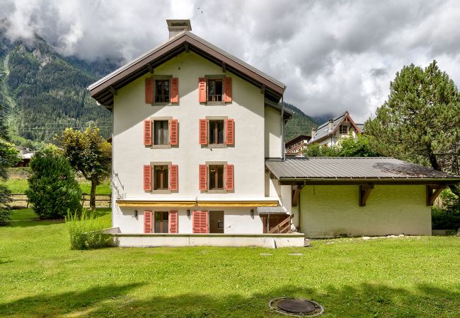 Apartment in Chamonix-Mont-Blanc - Serenite