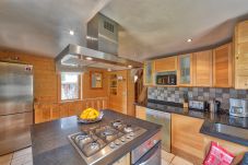 Fully equipped modern kitchen