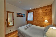 Apartment in Chamonix-Mont-Blanc - Beaujolais: Residence Villa Vallet