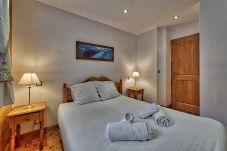 Apartment in Chamonix-Mont-Blanc - Beaujolais: Residence Villa Vallet