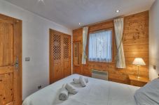 Apartment in Chamonix-Mont-Blanc - Beaujolais: Residence Villa Vallet