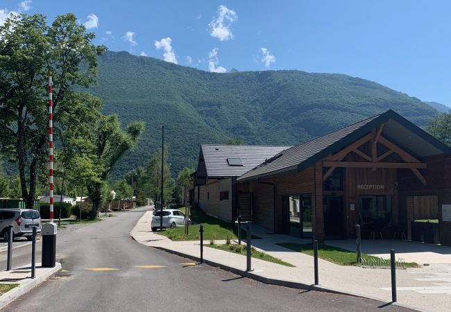 Chalet in Doussard - Cabin No 7 Lac d'Annecy Chalet in Doussard - Cabin No 7 Lac d'Annecy