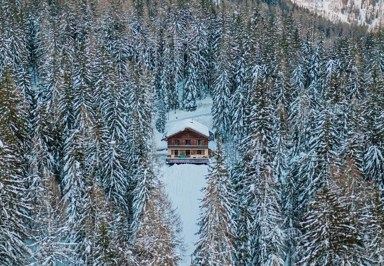 Chalet in Chamonix-Mont-Blanc - PRIVATE Chalet Flocon de Neige