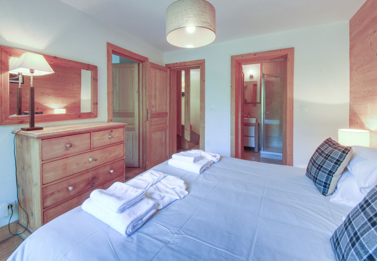 Chalet in Chamonix-Mont-Blanc - PRIVATE Chalet Flocon de Neige
