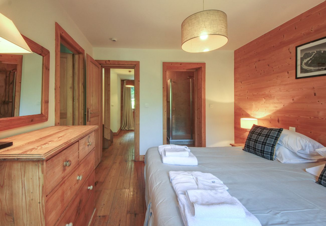 Chalet in Chamonix-Mont-Blanc - PRIVATE Chalet Flocon de Neige