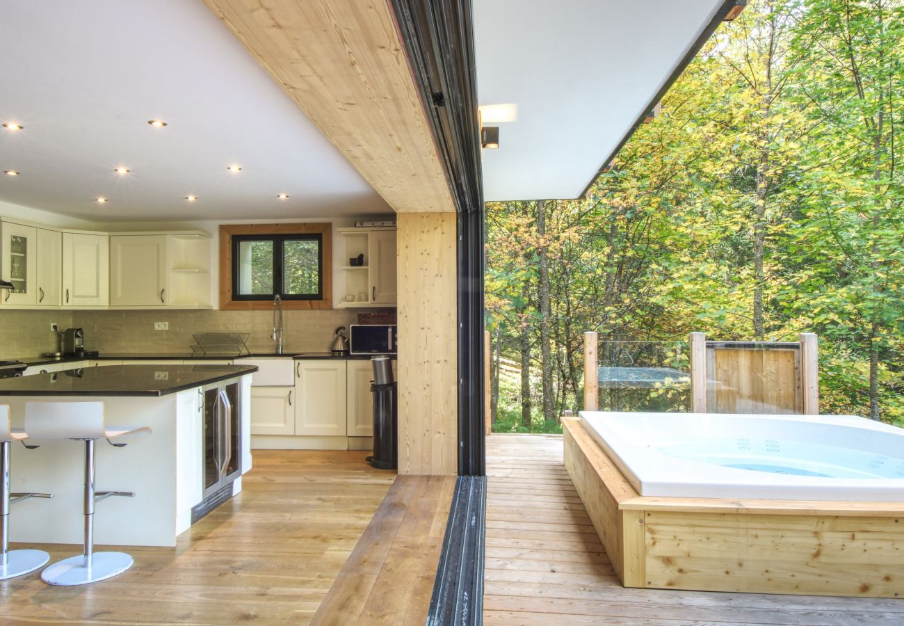 Chalet in Chamonix-Mont-Blanc - PRIVATE Chalet Flocon de Neige