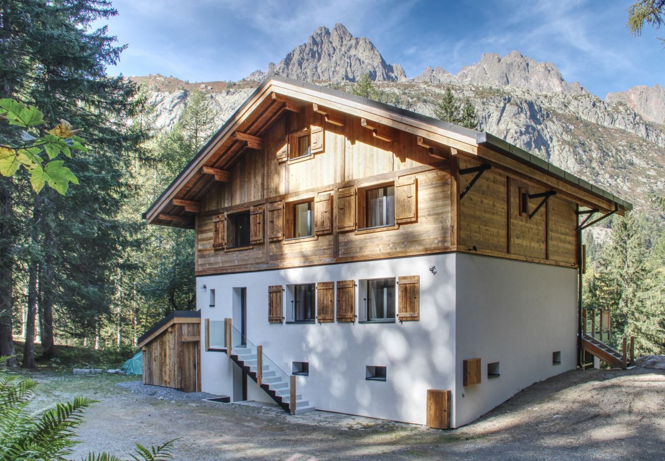 Chalet in Chamonix-Mont-Blanc - PRIVATE Chalet Flocon de Neige
