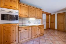 Apartment in Chamonix-Mont-Blanc - Marmottes: Chalet Mont-Blanc