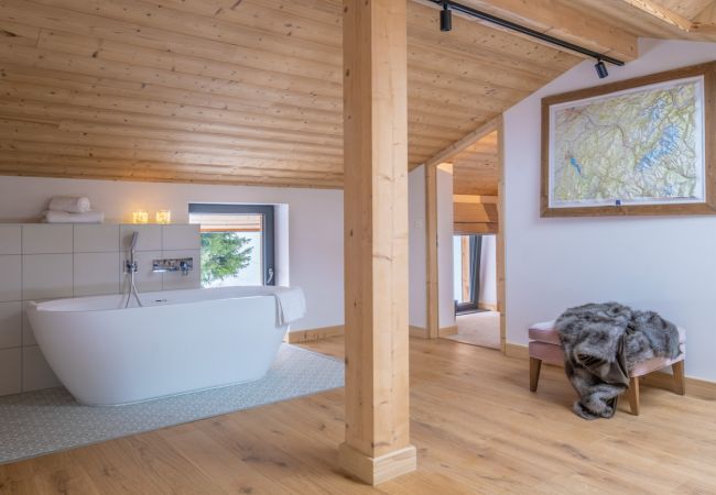 Chalet in Chamonix-Mont-Blanc - Chalet Les Grands Montets Chalet in Chamonix-Mont-Blanc - Chalet Les Grands Montets