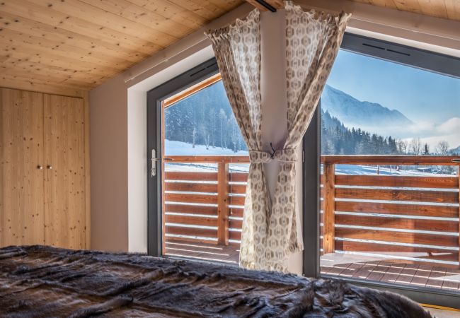 Chalet in Chamonix-Mont-Blanc - Chalet Les Grands Montets Chalet in Chamonix-Mont-Blanc - Chalet Les Grands Montets