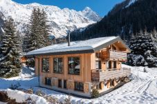 Chalet in Chamonix-Mont-Blanc - Chalet Les Grands Montets