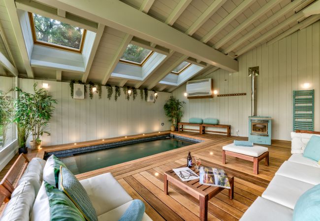 Chalet in Chamonix-Mont-Blanc - Chalet Hibou Chalet in Chamonix-Mont-Blanc - Chalet Hibou