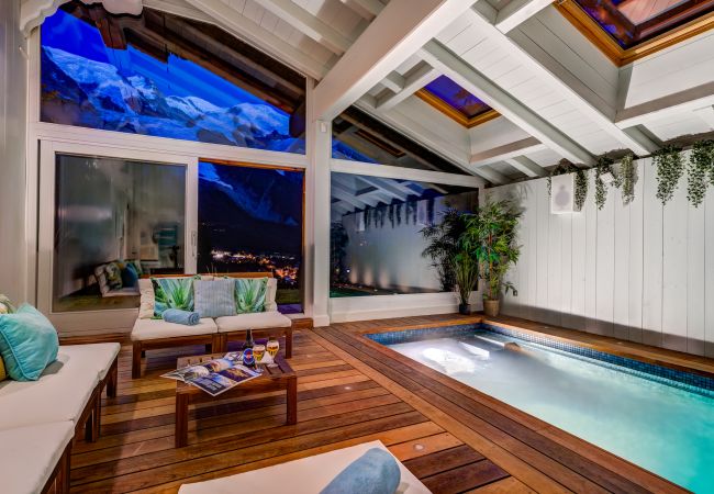 Chalet in Chamonix-Mont-Blanc - Chalet Hibou Chalet in Chamonix-Mont-Blanc - Chalet Hibou