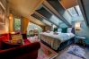 Chalet in Chamonix-Mont-Blanc - Chalet Hibou Chalet in Chamonix-Mont-Blanc - Chalet Hibou